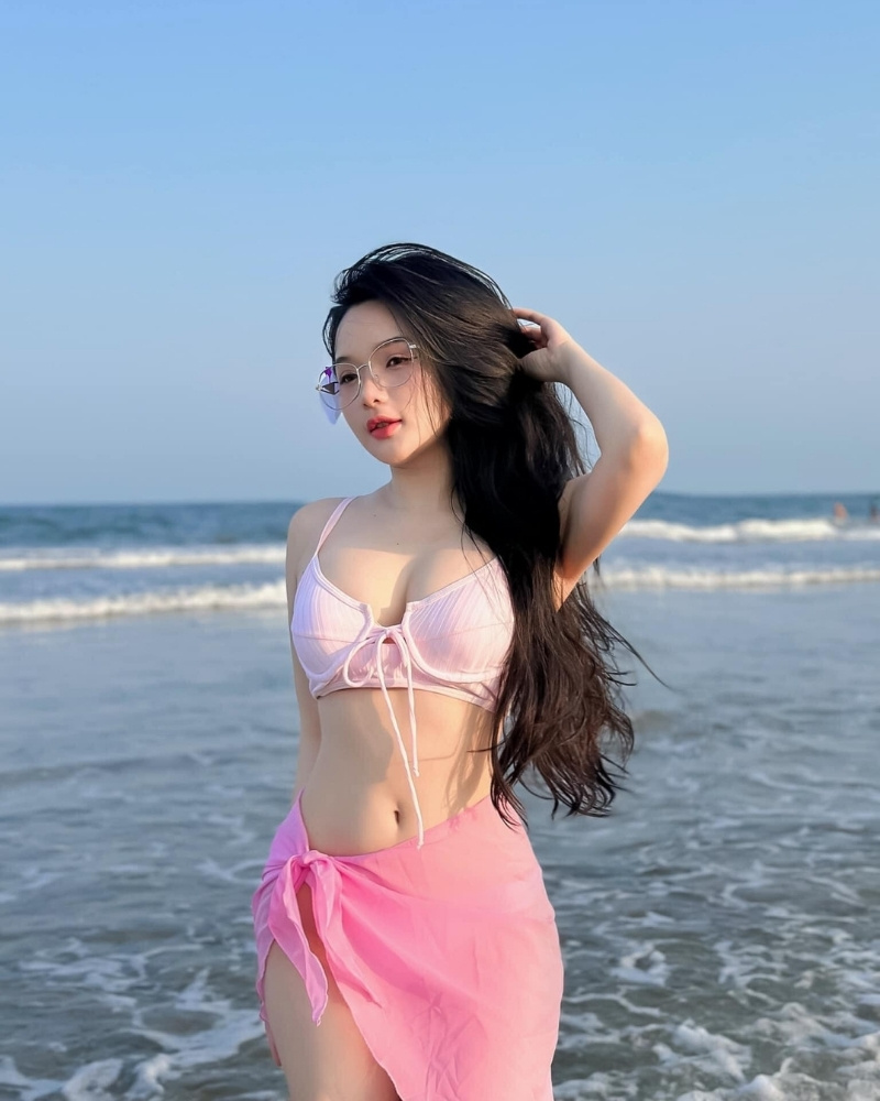 Gái xinh tạo dáng sexy 